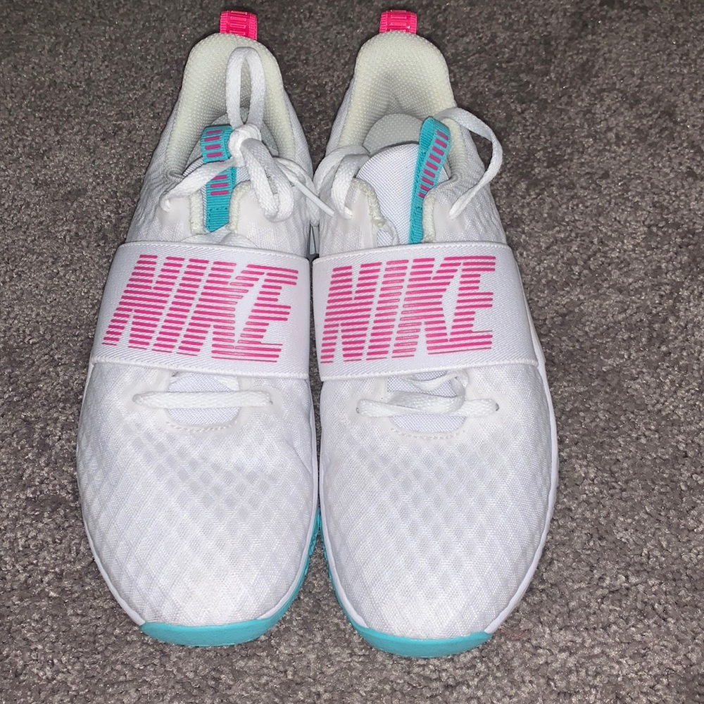 Brand new Nike shoes